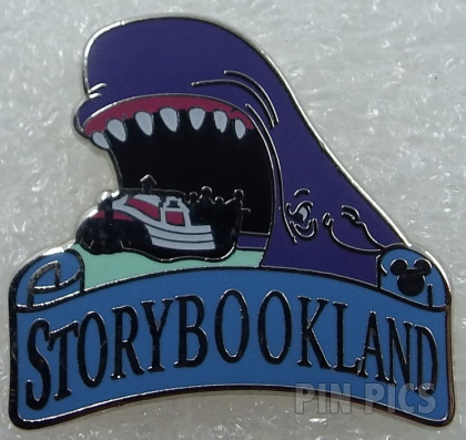 DL -  Monstro - Pinocchio - Storybookland - Hidden Mickey - Whale