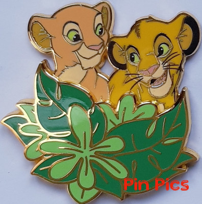 DLP - Young Simba and Nala - Lion King
