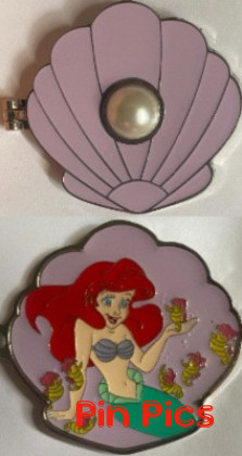 Loungefly - Ariel with Seahorses - Little Mermaid Hinged Shell - Mystery