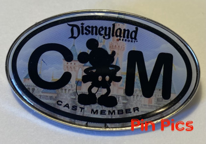 DL - Mickey Mouse - Castle - Cast Member - Badge