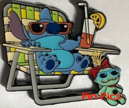 Loungefly - Stitch and Scrump - Lilo & Stitch - Beach Chair - Summer - Mystery