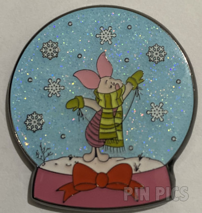 Loungefly - Piglet - Winnie The Pooh - Snow Globe - Mystery