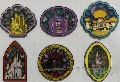 Loungefly - Princess Castle - Stained Glass - Mystery - Collection