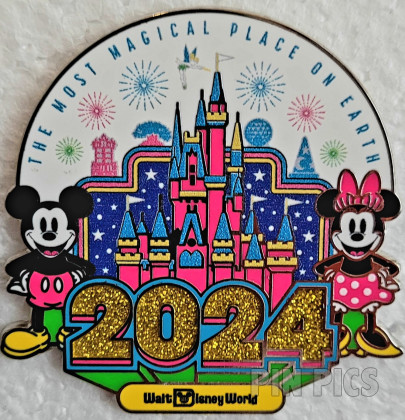 WDW - Minnie & Mickey - Castle - 2024