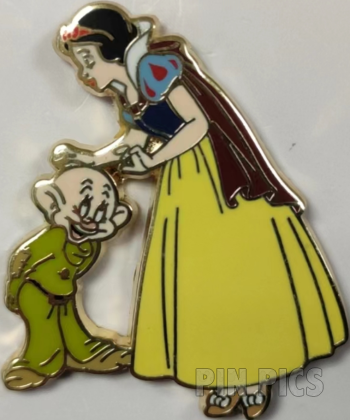 SDR -  Dopey and Snow White - Snow White and the Seven Dwarfs Booster