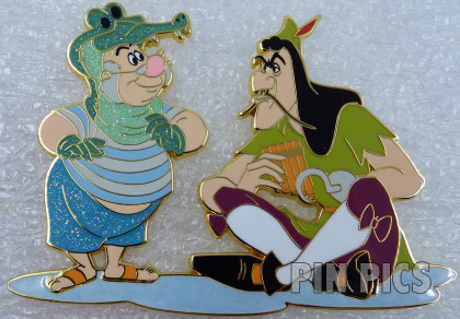 DLP - Captain Hook and Mr. Smee Dressed as Peter Pan and Tick Tock Croc - Carnaval 2024 - Jumbo