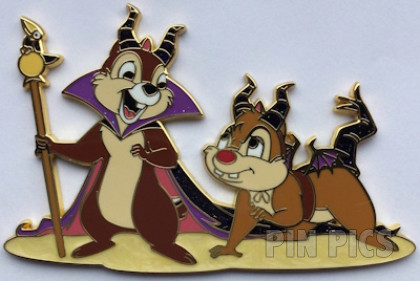 DLP - Chip and Dale Dressed as Maleficent Human and Dragon - Carnaval 2024 - Sleeping Beauty - Diablo - Chipmunks
