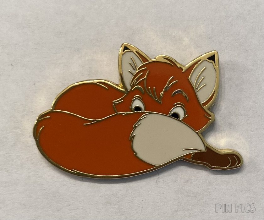 Loungefly - Tod - Hiding Behind Tail - Fox and the Hound