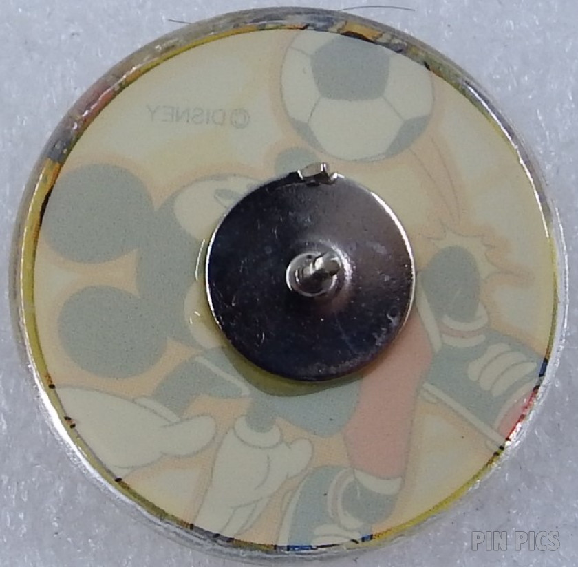 10471 - M&P - Mickey Mouse - Mickey World Soccer 2002 - Dome