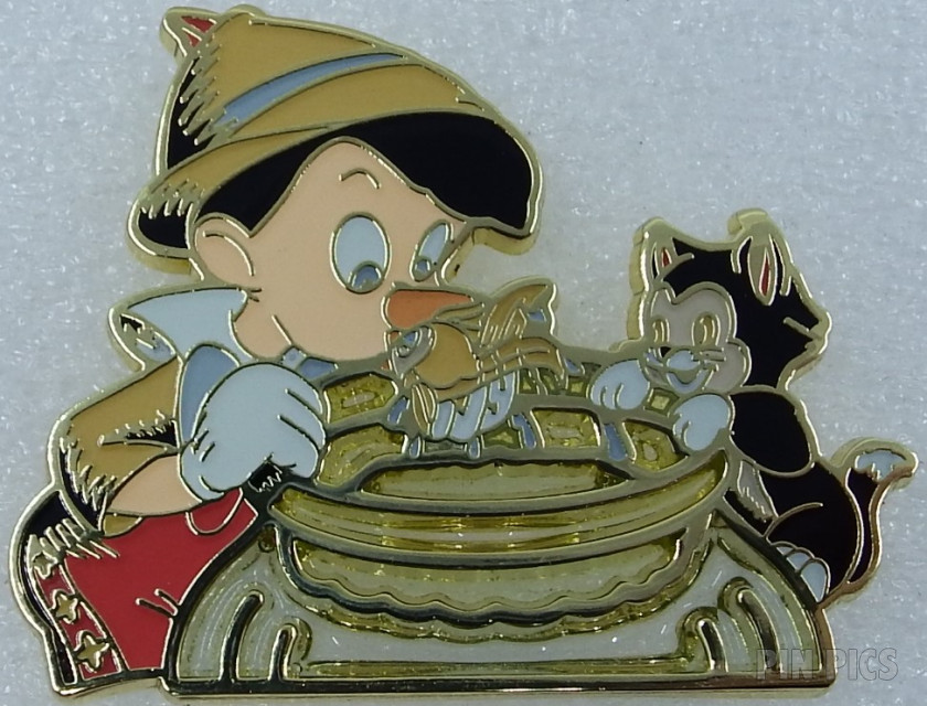 DPB - Pinocchio, Cleo and Figaro - Kiss