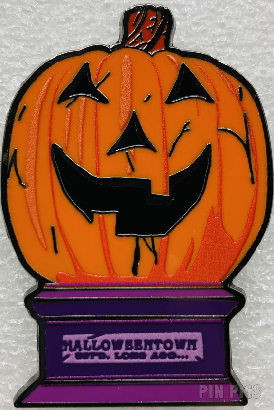 DIS - Halloweentown - Jack O Lantern - Pumpkin - 25th Anniversary - D23