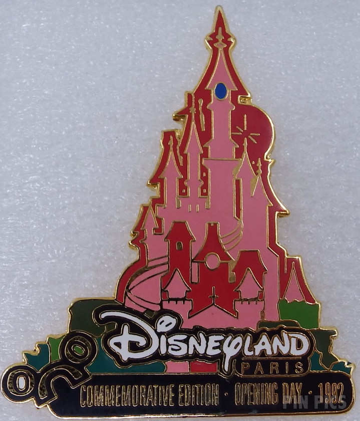 DLP - WDW - Disneyland Paris Castle - July 2000 - Pin of Month