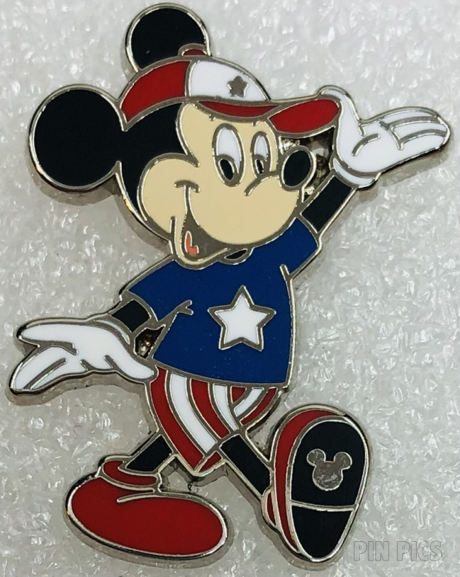 DL - 4th of July - Mickey Holidays - Hidden Disney 2024