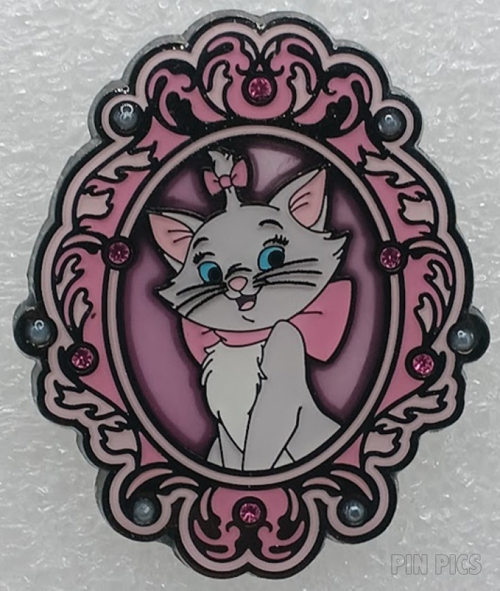 Loungefly - Marie - Pink Cameo Portrait - Aristocats - Hot Topic