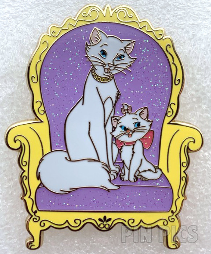 PALM - Duchess and Marie - Sitting on Chair - Core Line - Aristocats