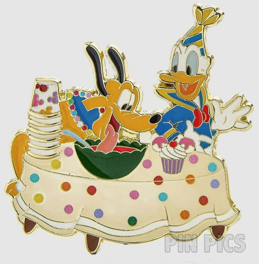 Baublebar - Donald and Pluto - Party Table - Celebration