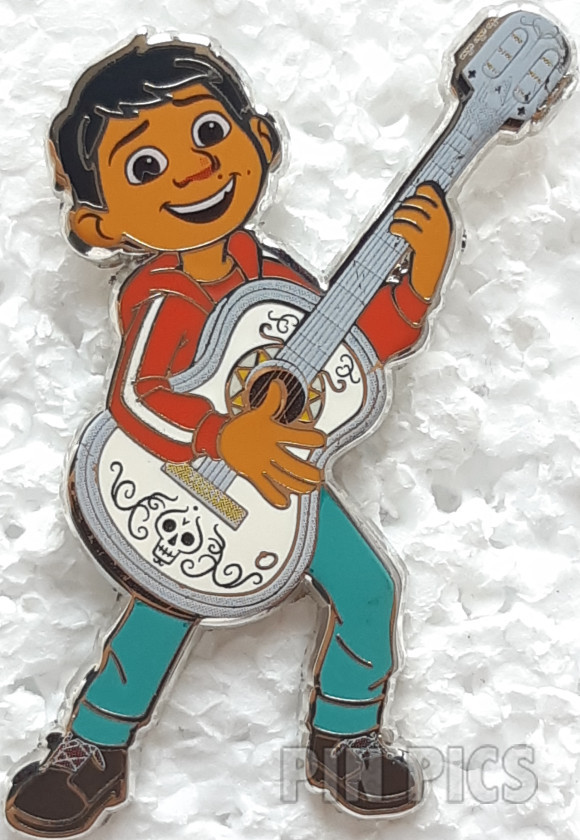 DLP - Miguel - Coco - Guitar - Cast Member Refresh