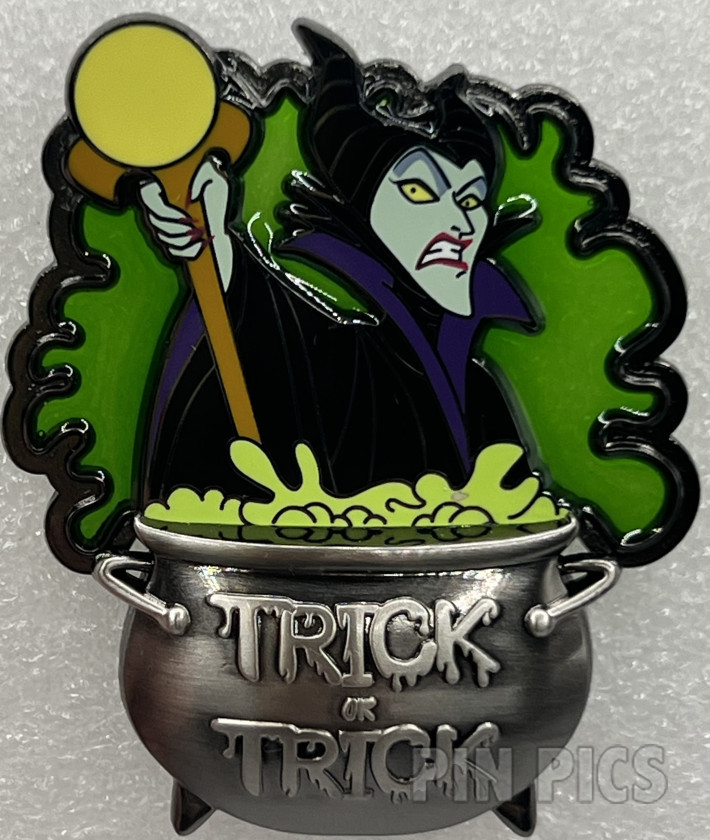 Maleficent - Villains Trick or Trick Cauldron - Halloween 2024 - Sleeping Beauty