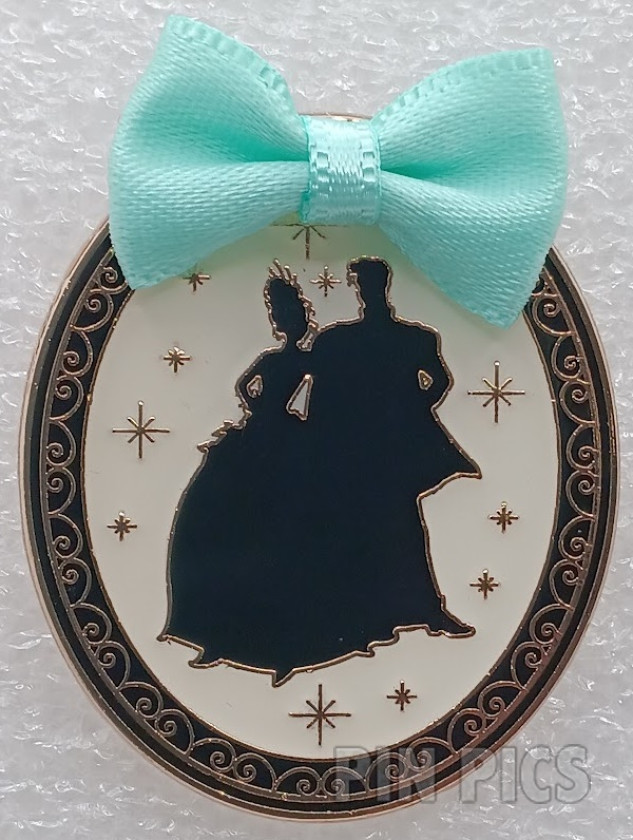 Loungefly - Tiana and Naveen - Silhouette Framed Portrait - Light Blue Cloth Bow - Princess and the Frog - BoxLunch