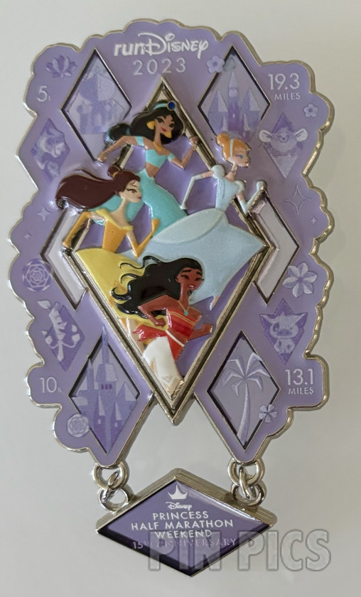 WDW - runDisney 2023 Princess Half Marathon Jumbo - Dangle - Princesses