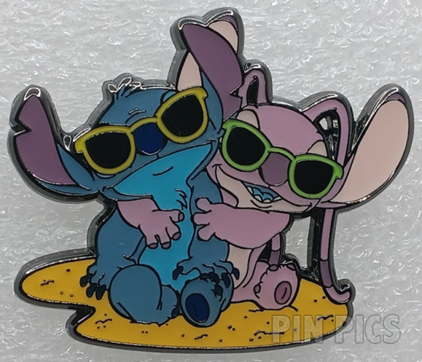 Loungefly - Angel and Stitch - Sitting and Hugging - At the Beach - Mystery - Hot Topic