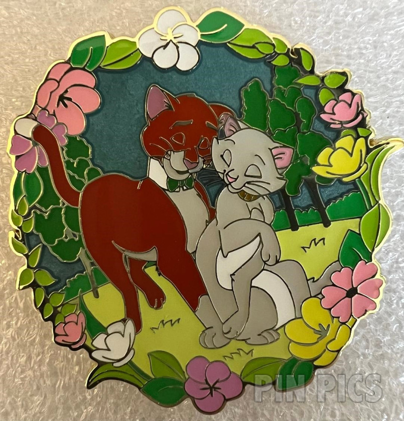 BoxLunch - O'Malley and Duchess - Floral Frame - Aristocats