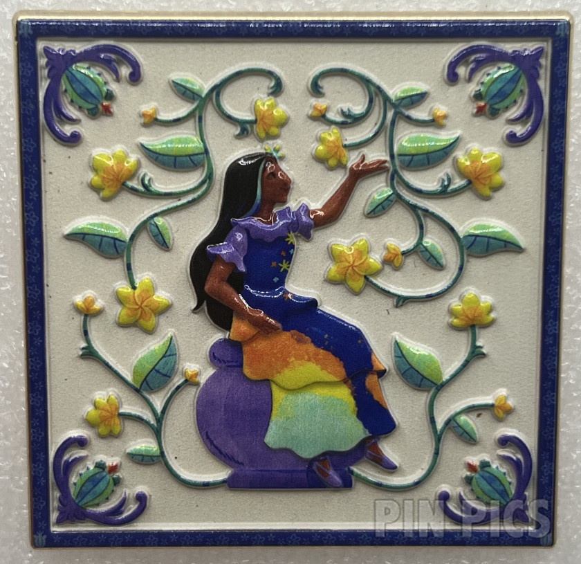 WDCS - Isabella - D23 EXPO 2024 - Encanto Character Murals – Mystery