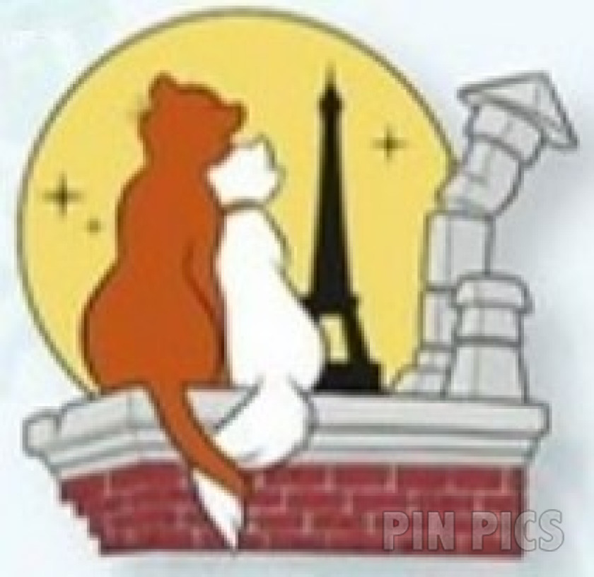 DLP - Duchess and O'Malley - Eiffel Tower - Aristocats