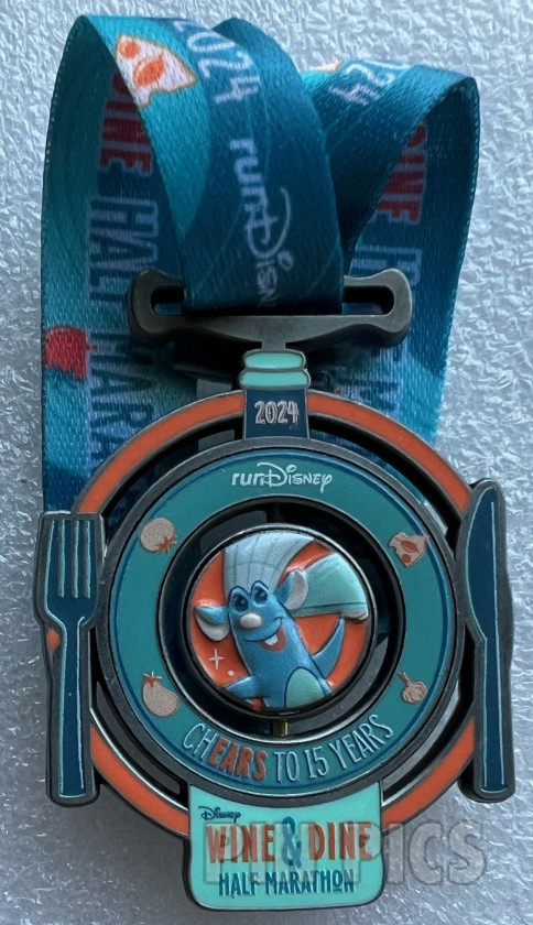 WDW – Chef Remy and Emile - Finisher's Medal Replica - Wine and Dine Half Marathon 2024 – runDisney - Spinner