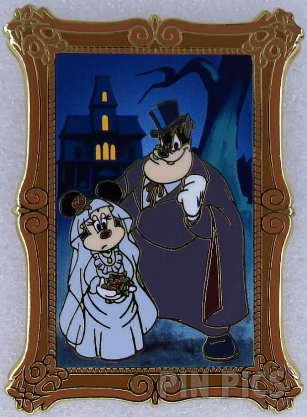 DLP - Minnie Mouse and Pete - Portrait of Bride and Father - Phantom Manor