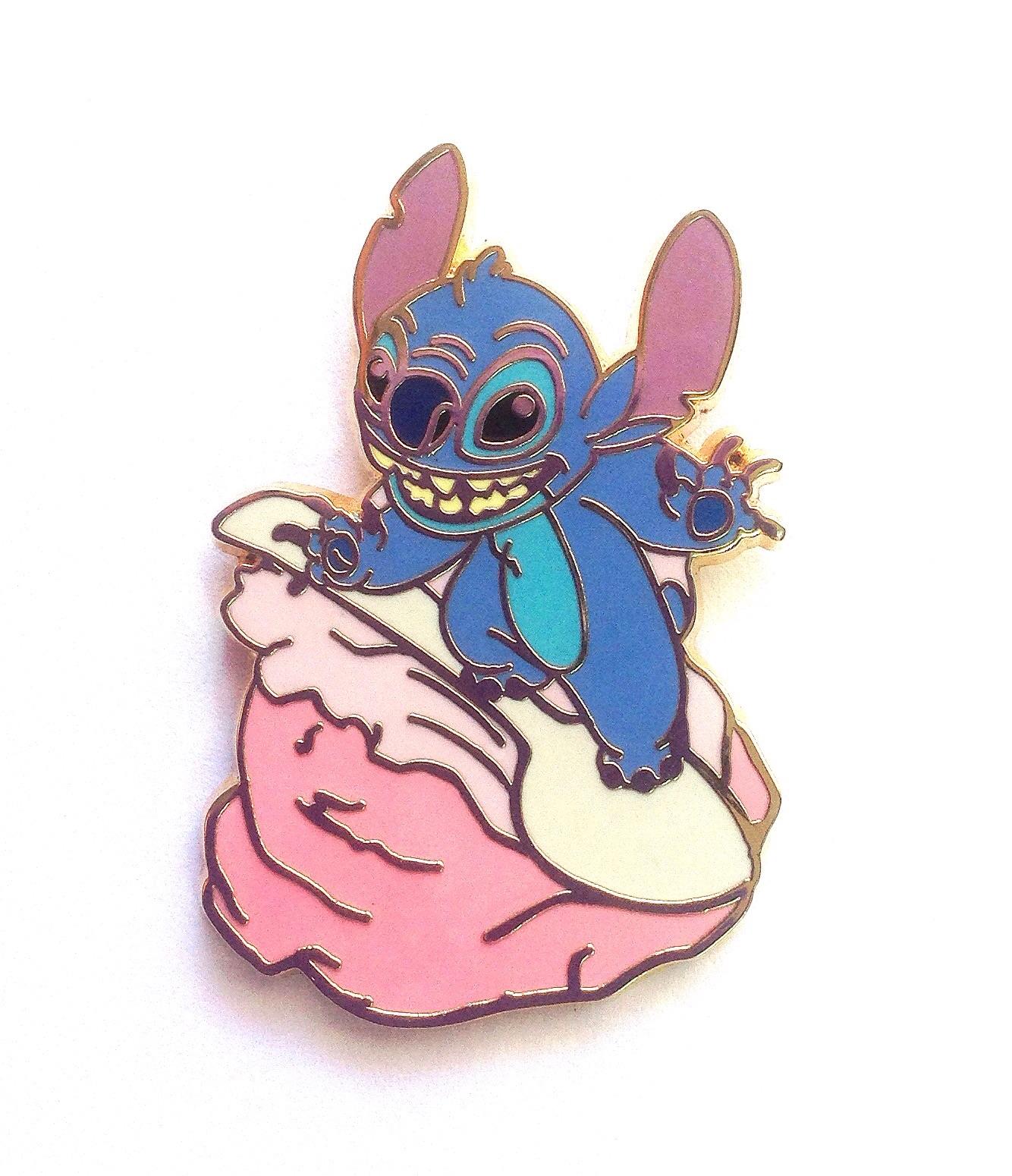 Dsf Stitch Surfing Pin Trader Delight Ptd Gwp