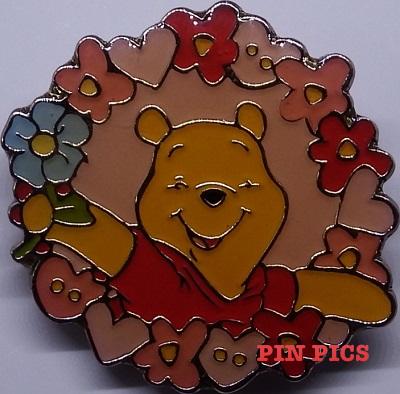 Pooh Wreath Valentine - Greeting Card