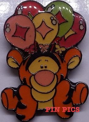 Baby Pooh & Friends with Balloons (4 Pin Set) Tigger Pin