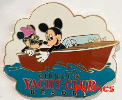 WDW - Mickey & Minnie - Hotels -Yacht Club Resort 2003