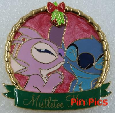 Angel and Stitch Mistletoe