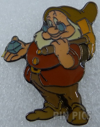 2017 Seven Dwarfs Mine Train Diamond Pickaxe Disney Pin