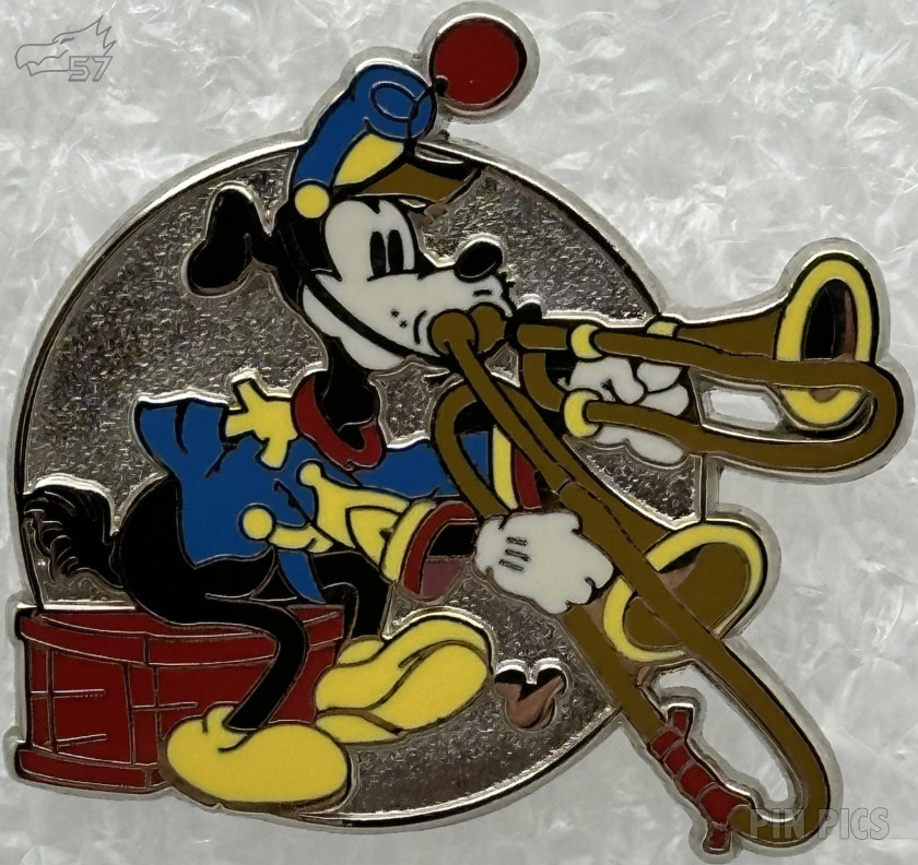 DL - Goofy - Playing Trombone - Band Concert - Hidden Mickey 2010
