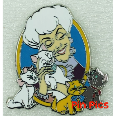 Madame Adelaide, Duchess, Marie, Toulouise, and Berlioz - Best Friends - One Family - Mystery - Aristocats