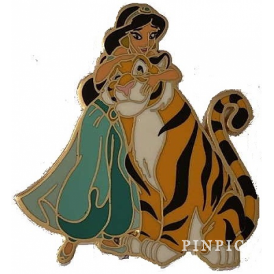 DLP - Jasmine hugging Rajah