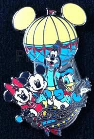 HKDL - Mickey & friends in Flights of Fantasy Parade