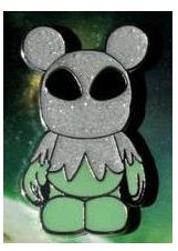 Vinylmation Silver Alien (Bootleg/Unauthorized Pin)