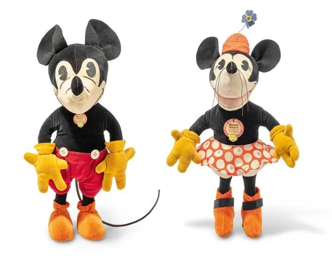 1931 and 32 Mickey and Minnie.jpg