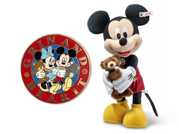 Steiff with Teddy for Disney's 100 in 2023 03.jpg