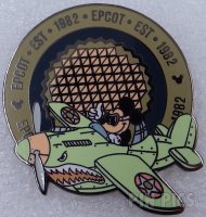 WDW - Mickey Pilot - Epcot - EST 1982 - Airplane