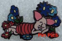 DLR - Piglet in flowers