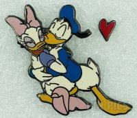 DLR - Valentine's Day 2001 Set - Donald and Daisy with Mini Heart