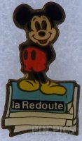 Mickey - Standing on Books - La Redoute