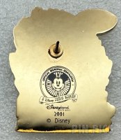 DL - Mickey Running - Reunion - Disneyana Convention Public Day 2001