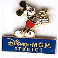 Mickey Mouse holding a clap - MGM Studios - 1989