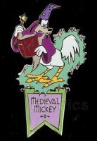 Disney Auctions - Medieval Goofy (Silver Prototype)